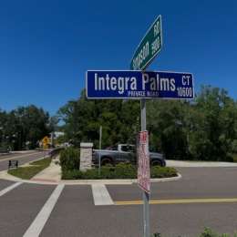 Integra Palms Court street sign